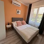 Aventurin House *** Penzion Révfülöp