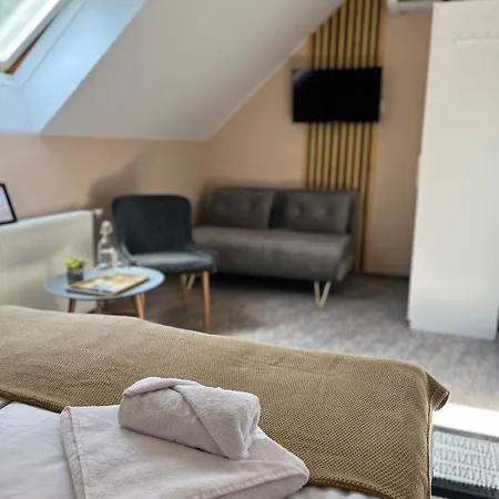 Aventurin House *** Gæstehus