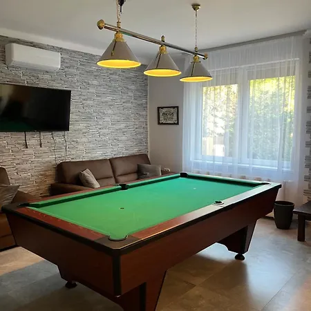 Aventurin House *** Ревфюлёп