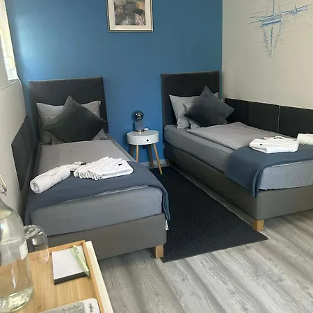 Гостевой дом Aventurin House *** Ревфюлёп