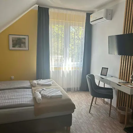 Гостевой дом Aventurin House *** *