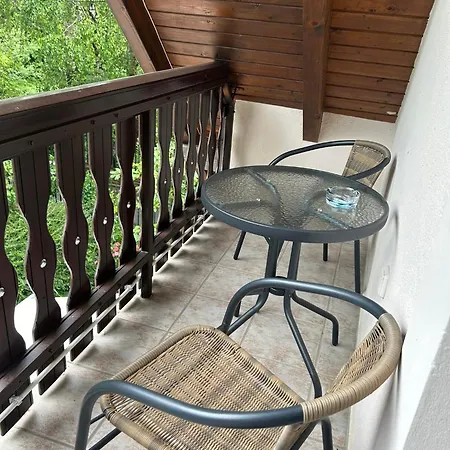 Гостевой дом Aventurin House ***