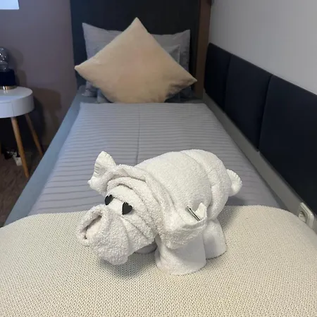 Aventurin House *** بيت ضيافة Révfülöp